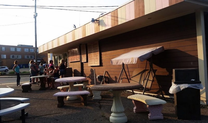 Charlotte Tasty Twist - From Web Listing (newer photo)